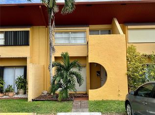 13705 SW 84th St APT F, Miami, FL 33183