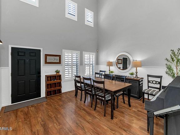 3rd image of 3642 W MEDINAH Court