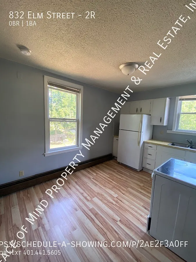 Cozy 2nd Floor studio/1 bedroom for $1,100 per month — Photo 3