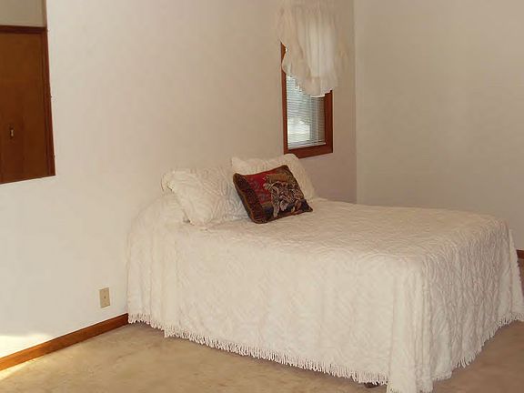5th image of 3543 Ferndale Ave