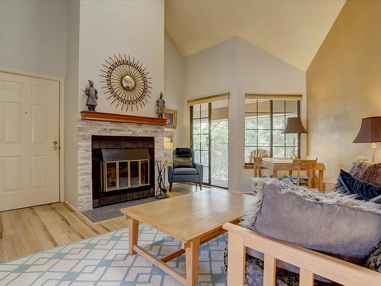 4721 Spine Rd #C — Photo 4