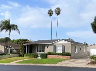 565 Seaward Rd, Corona Del Mar, CA 92625