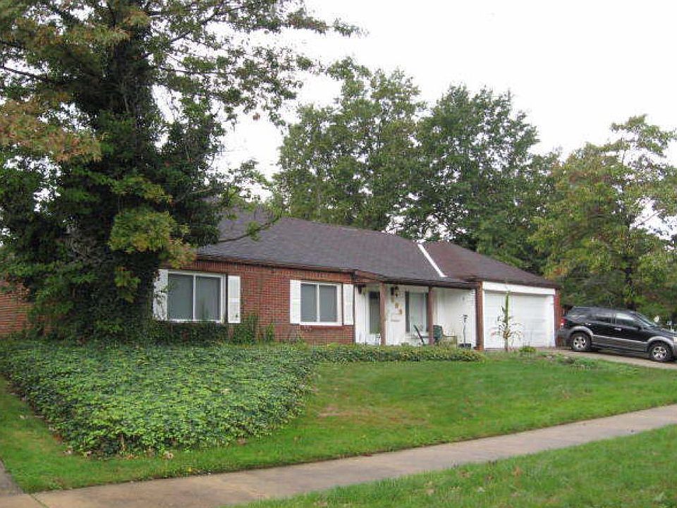 1st image of 598 Willow Dr