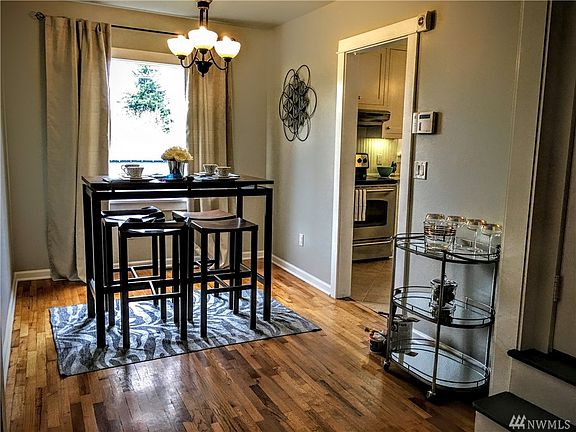 5th image of 1808 Legion Way SE