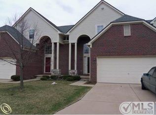 2082 Preserve Cir E #78, Canton, MI 48188