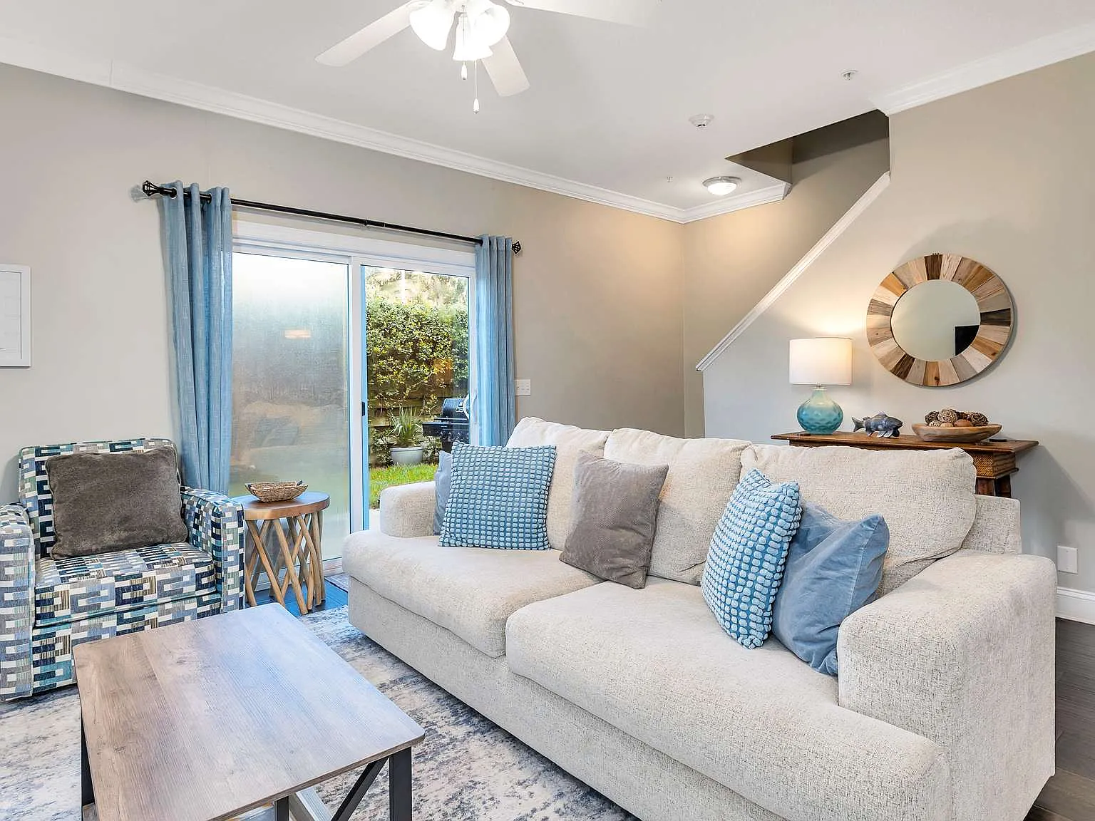 3 bed, 2.5 bath, 1772 sqft, $2,950 — Photo 3
