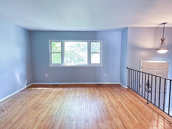 2nd image of 125 Adams Ave