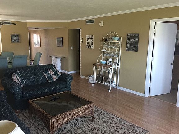 2nd image of 860 Panama Ct Unit 114