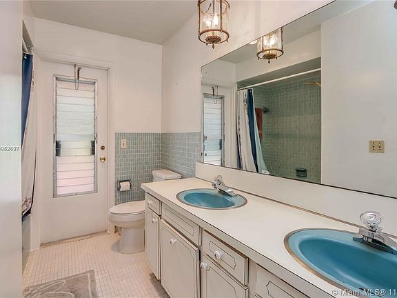 5th image of 13625 SW 82nd Ct