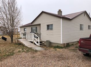 402 Elm St, La Barge, WY 83123