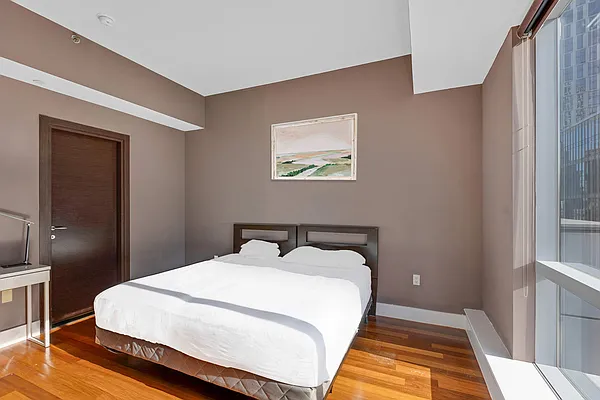 Rented by Compass | media 35