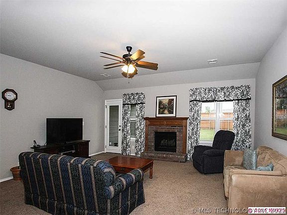 2nd image of 25590 E 90th Pl S