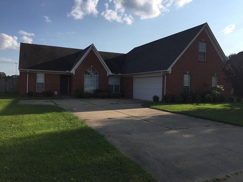 1st image of 2753 Broadway Dr