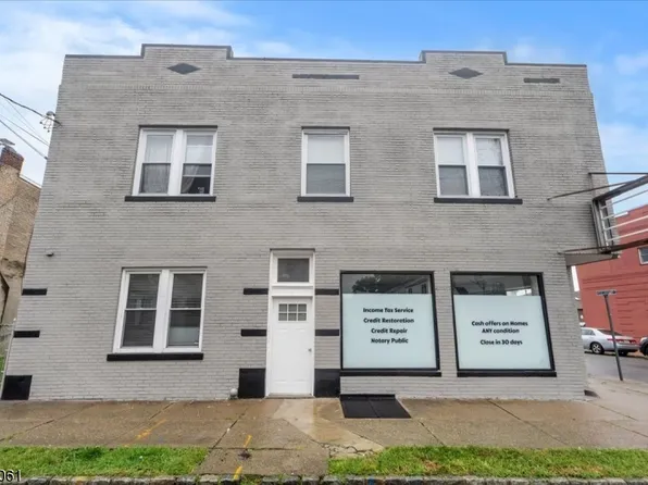 27 Harrison St, Belleville Twp., NJ 07109