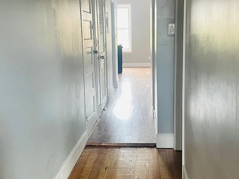 514 W Side Ave — Photo 4
