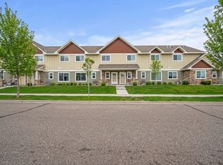 6976 Lancaster Way NE, Albertville, MN 55301