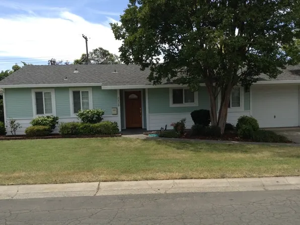 3428 Windsor Dr, Sacramento, CA 95864