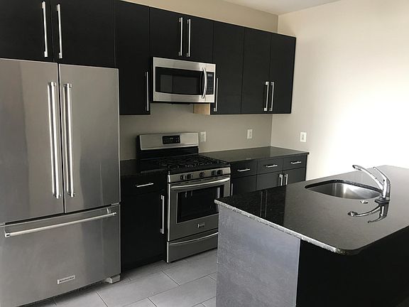 4th image of 501 Washington Ave APT 301