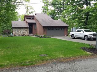 343 Rome Ter, Rock Creek, OH 44084