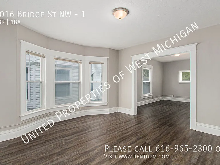 1016 Bridge St NW #1 — Photo 3