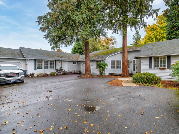 1414 Parkdale Dr, Grants Pass, OR 97527