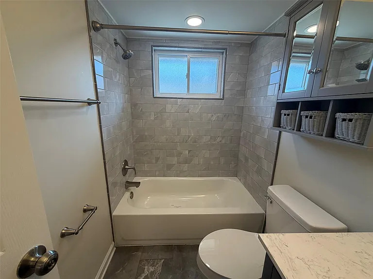3875 Devon Rd #9 — Photo 8