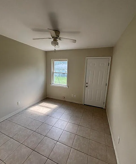 513 NW Westvale Cir #B — Photo 6