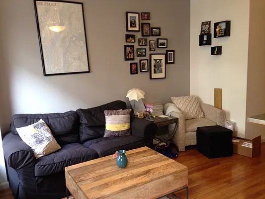 Rented by Peter Ashe | media 52