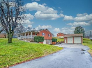 2147 Mill Ln, Salem, VA 24153
