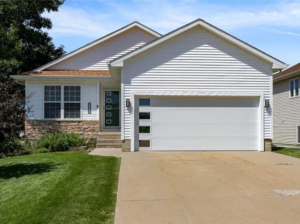 6400 Cakebread Ct, Marion, IA 52302