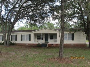 120 Briar Branch Ln, Jesup, GA 31545