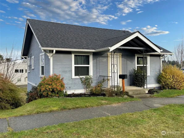 123 E 9th Street, Port Angeles, WA 98362