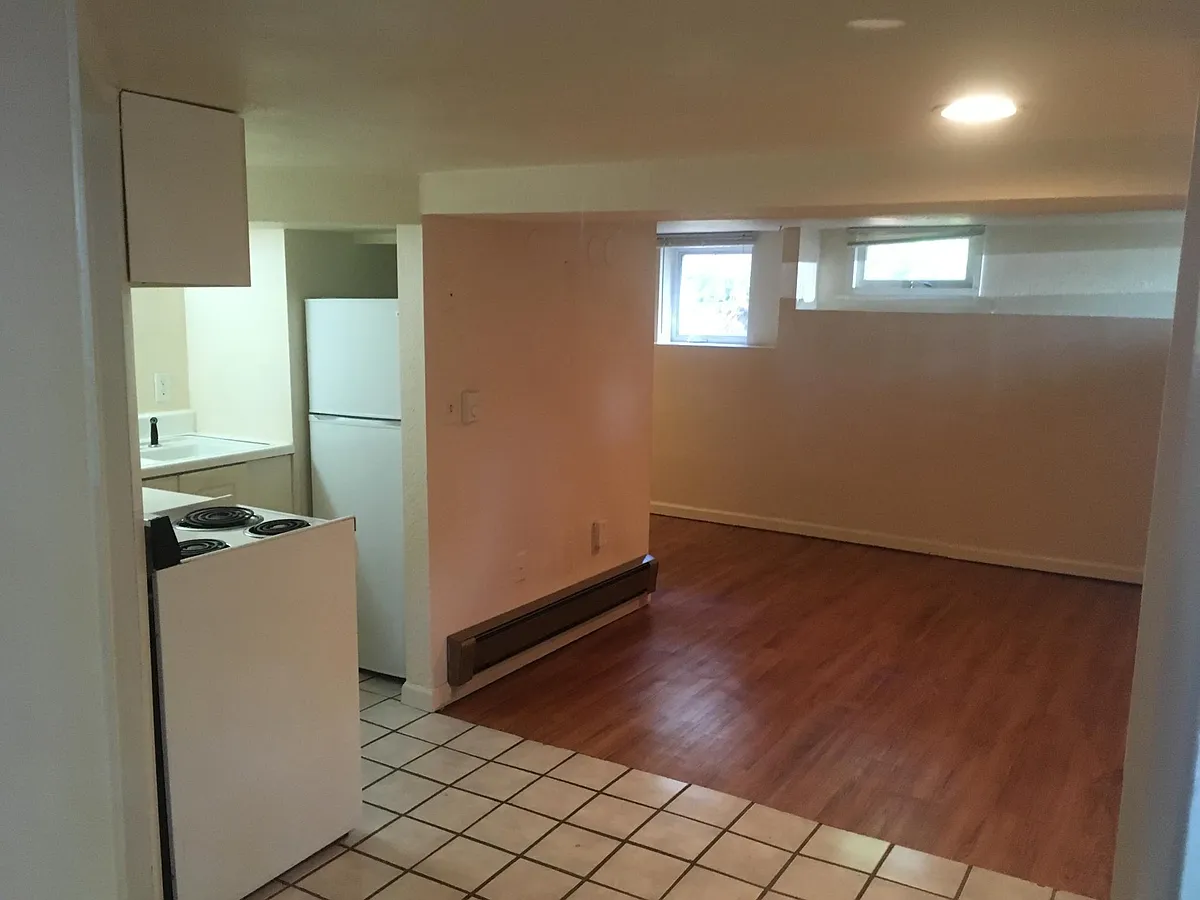 Building Photo - 820 Remington St #2