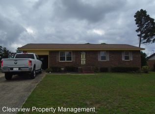 5031 Steed Rd, Fayetteville, NC 28306