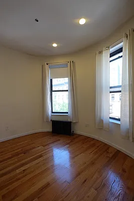 Rented by Keller Williams NYC | media 59