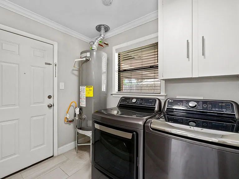 10139 Knoboak Dr — Photo 17