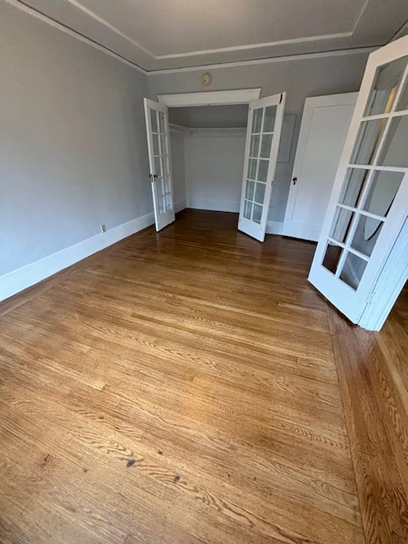 1305 Everett Avenue (Lease Only) — Photo 4
