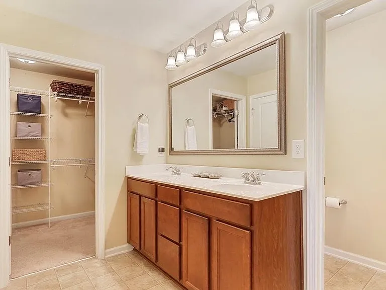246 Rivers Edge Cir — Photo 7