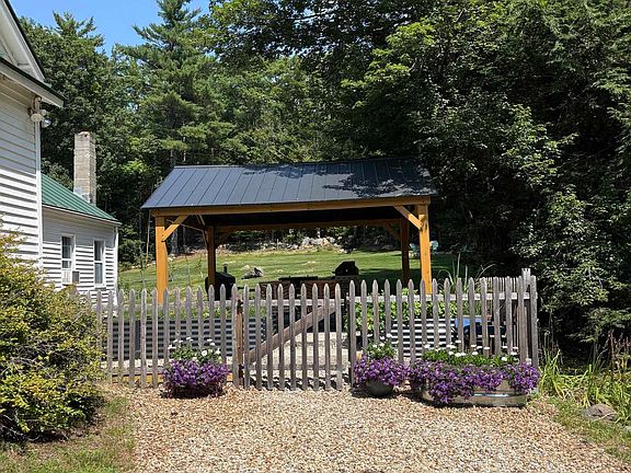 2nd image of 471 Lower Jaffrey Road