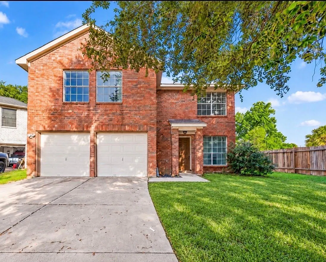 4 bed, 2.5 bath, 1846 sqft, $2,250 — Photo 1