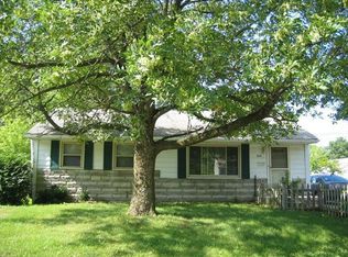 910 Lenore Ave, Columbus, OH 43224