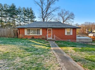 313 Foust Carney Rd, Powell, TN 37849
