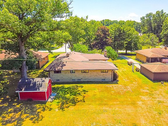 4th image of 8440 Craigleigh Dr
