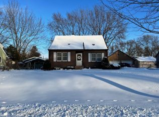 7039 Clinton Ave, Minneapolis, MN 55423