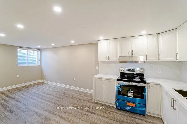 7102 Salme Dr — Photo 4