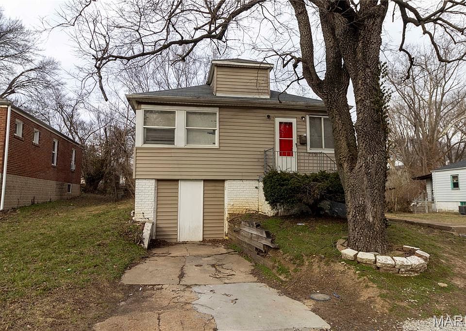1st image of 7129 Garesche Ave