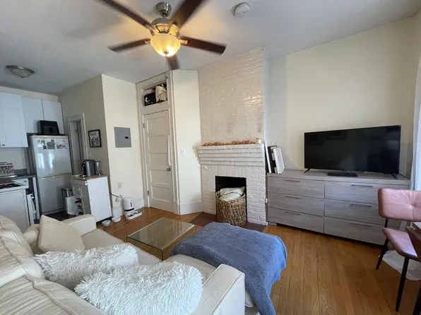 35 Anderson St APT 5, Boston, MA 02114