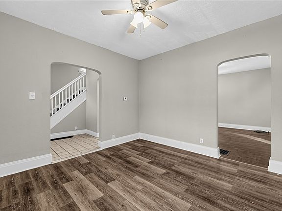5th image of 487 Antenor Ave