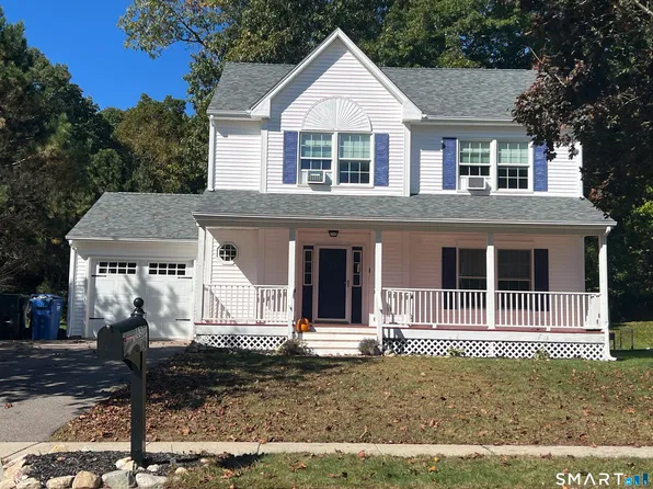63 Hunting Ridge Dr, Groton, CT 06355