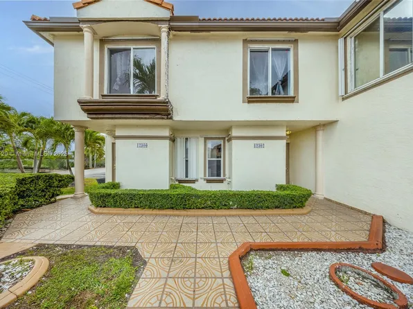 12302 NW 11th St #1402, Miami, FL 33182